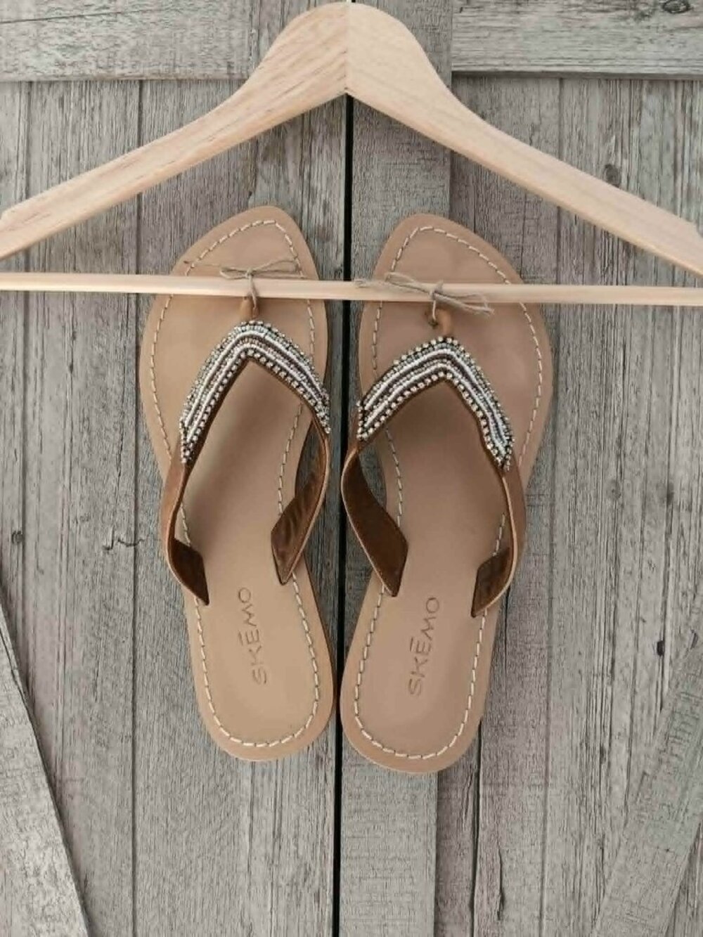 Skemo Tan Beaded Toe-Post Sandals